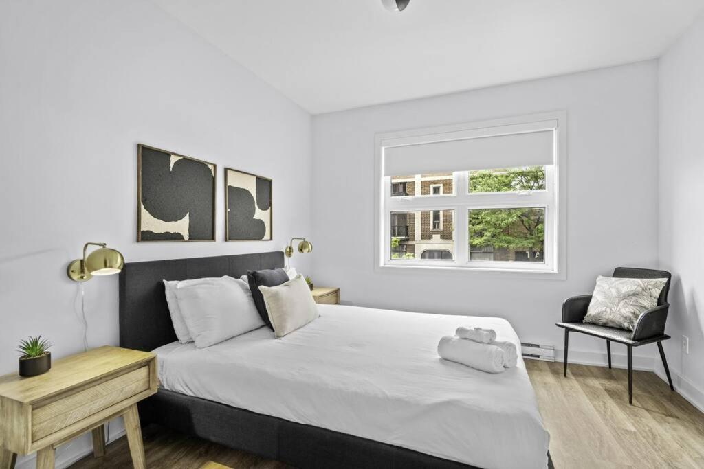 Stylish 2 Bedroom Haven By Jean Talon Market Montreal Ngoại thất bức ảnh